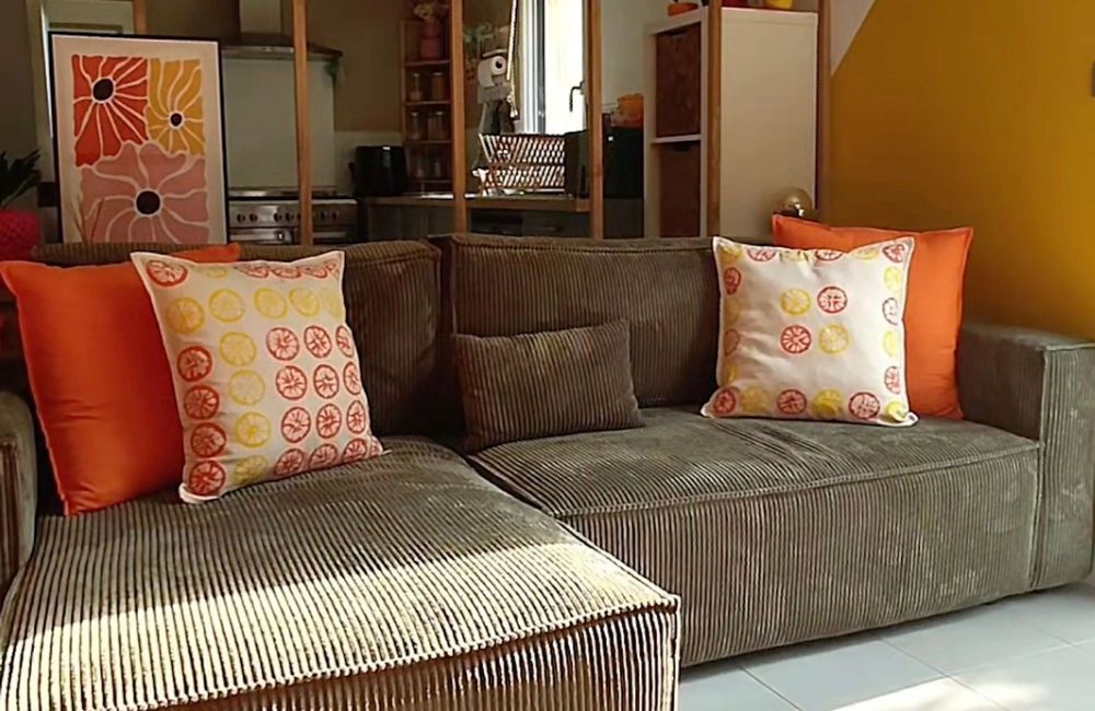 Notre DIY pour personnaliser vos coussins, rideaux ou serviettes avec un imprimé fruité