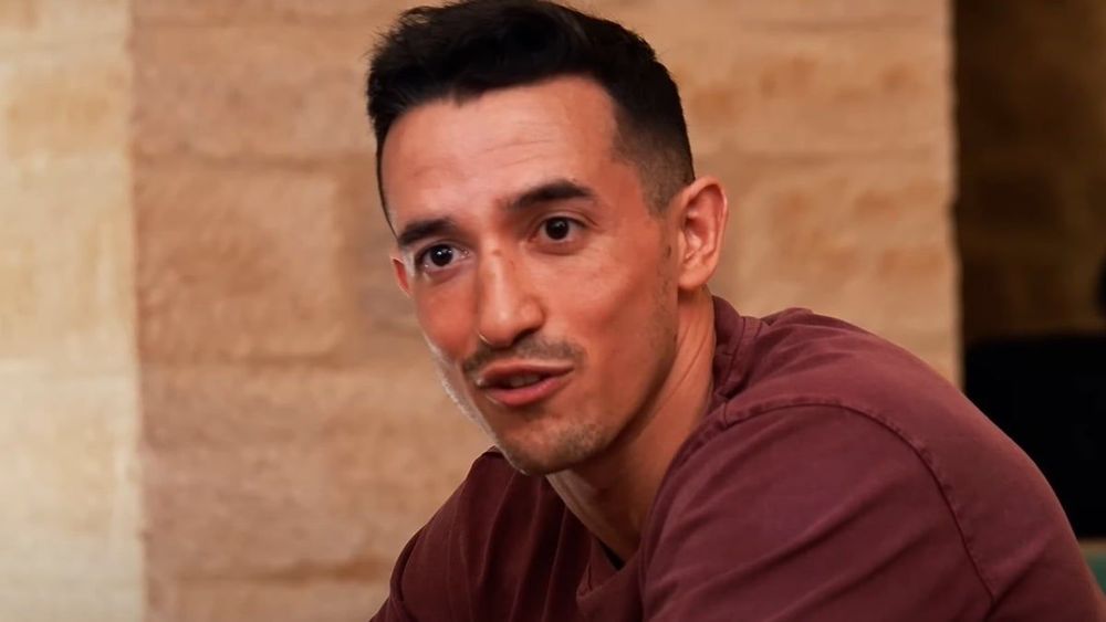 En couple, Tibo InShape (33 ans) cash sur sa consommation de films olé-olé : "J'en regarde, oui, mais…"