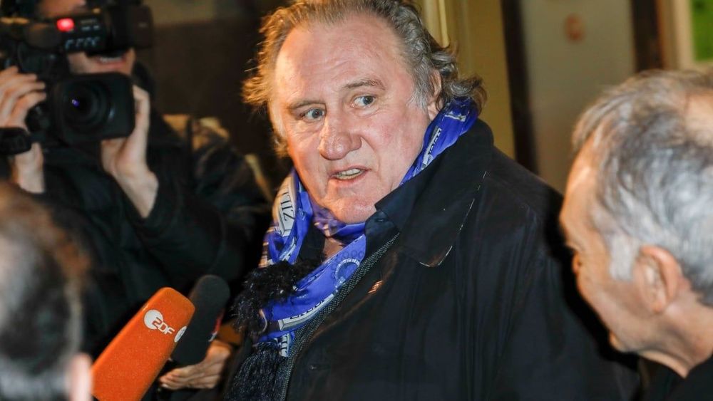 Gérard Depardieu (76 ans) "juste un peu emmerdeur" : son aveu inattendu