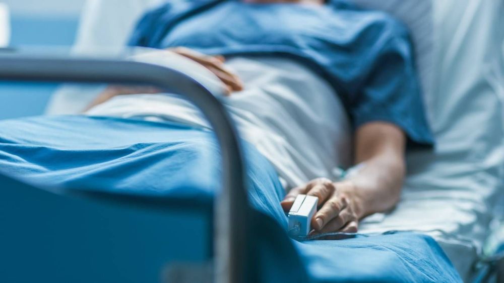 Banques en difficultés, fin de la piste magnétique, assurance santé en voyage : les 3 infos du jour