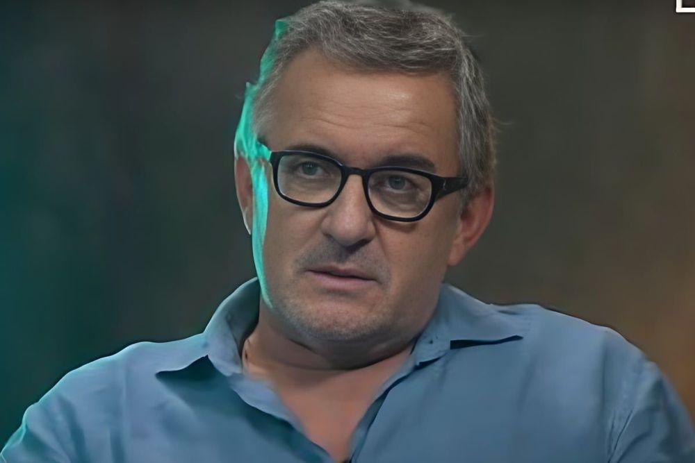 Christophe Dechavanne se lâche sur le "mec" de Léa Salamé dans Quelle époque ! : "Oh le jaloux !"