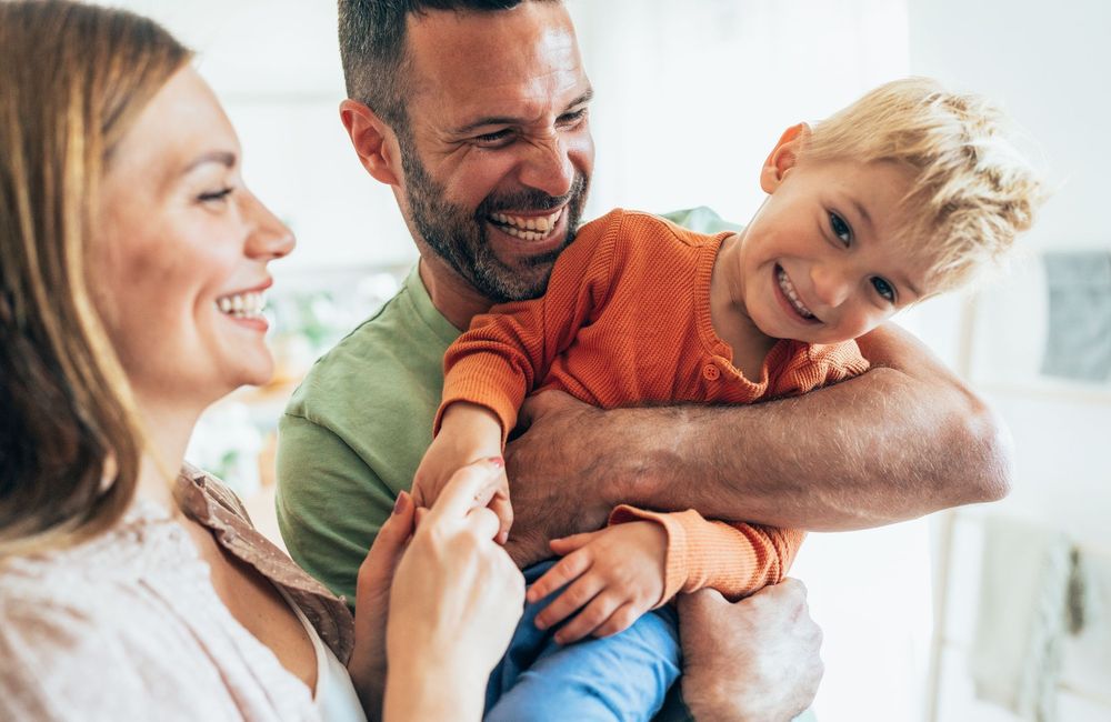 Trouble du neurodéveloppement : que contient ce guide de l'État destiné aux parents ?