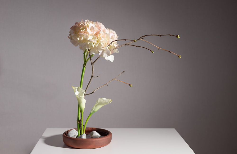 Connaissez-vous l’ikebana, cet art qui sublime les fleurs ?