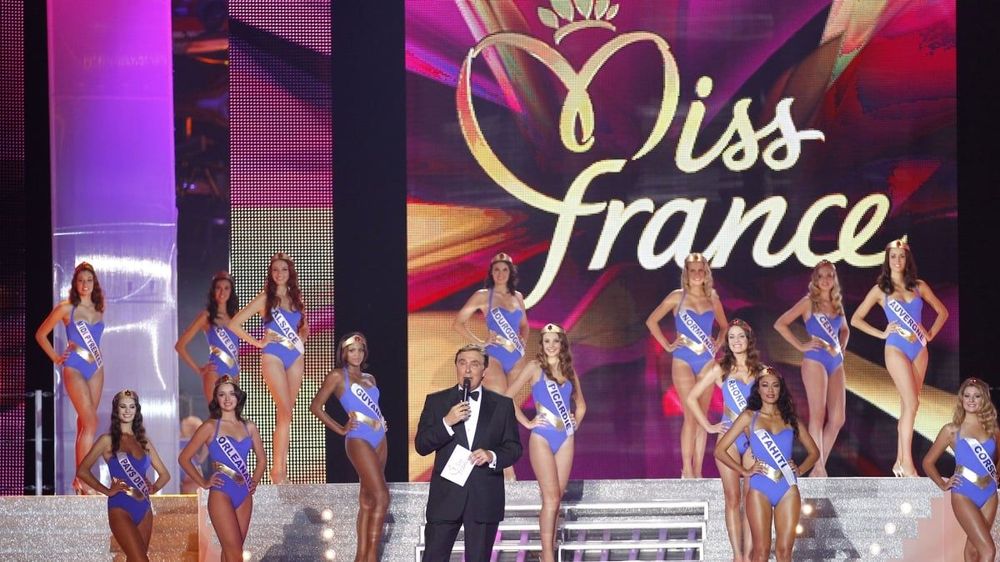 Miss France : "Je vais faire pipi", une tête phare du comité s'est soulagée dans un seau à champagne