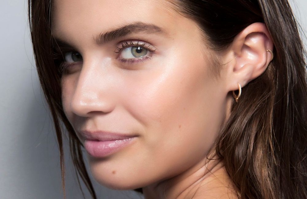 Cette astuce make-up permet de lifter le visage et de donner un coup de jeune immédiat