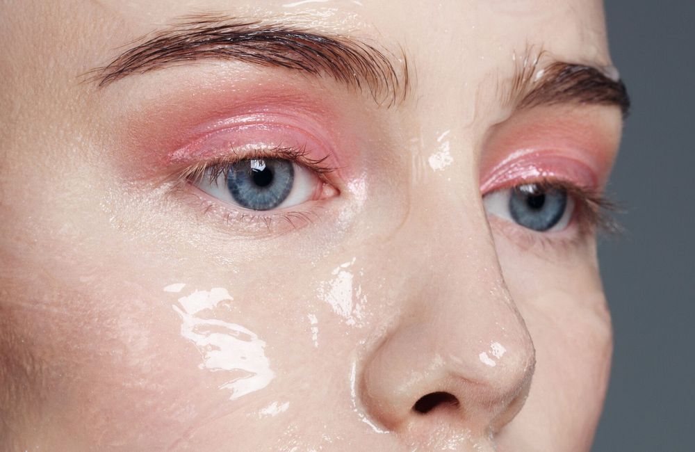 Canicule : le masque glacé, cette astuce de star pour un make-up qui tient
