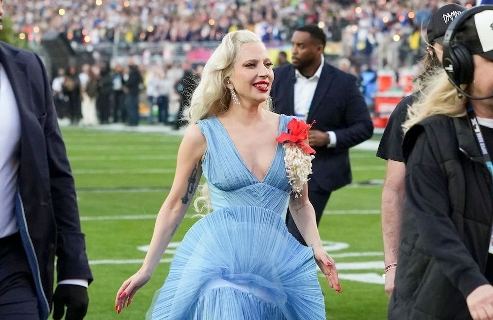 Pourquoi tout le monde parle de la robe flamenco portée par Lady Gaga au Super Bowl ?