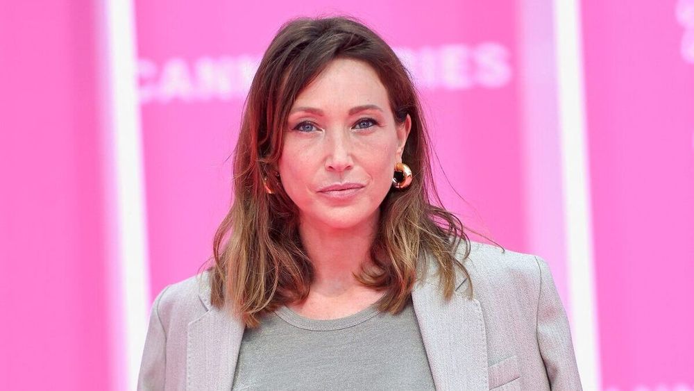 Laura Smet : "J’avais 12-13 ans, et…", le geste INDÉCENT de Johnny Hallyday à son égard