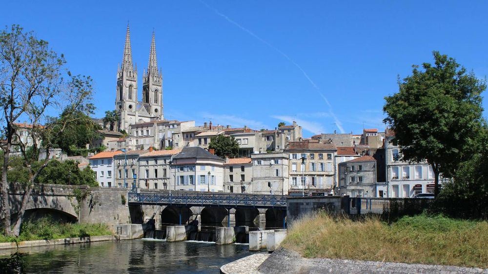 Impôt sur le revenu : le top 10 des villes où vivent les riches contribuables des Deux-Sèvres