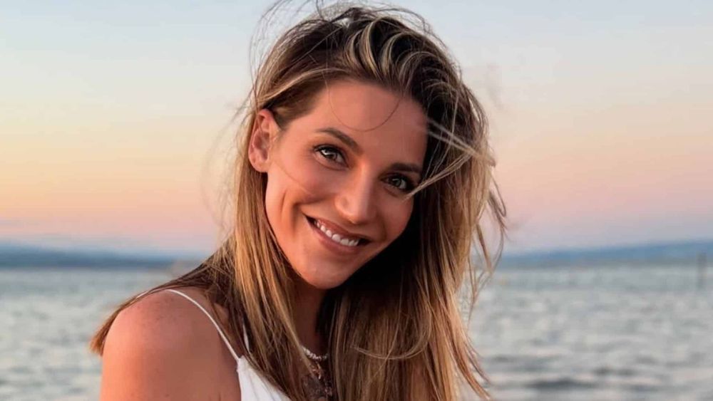 Le secret de famille bien gardé de Nadège Lacroix : son frère marié à une ex-candidate de Secret Story !