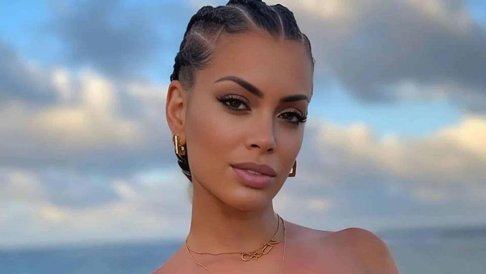 "My boyfriend" : Mélanie Da Cruz officialise avec son nouveau chéri et c'est surprenant, regardez !