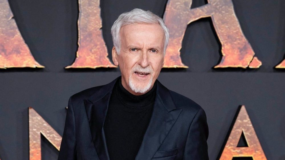 James Cameron balance tout face à Delahousse « C'est ce qui est écrit sur la page 147 », un secret du tournage dévoilé en direct