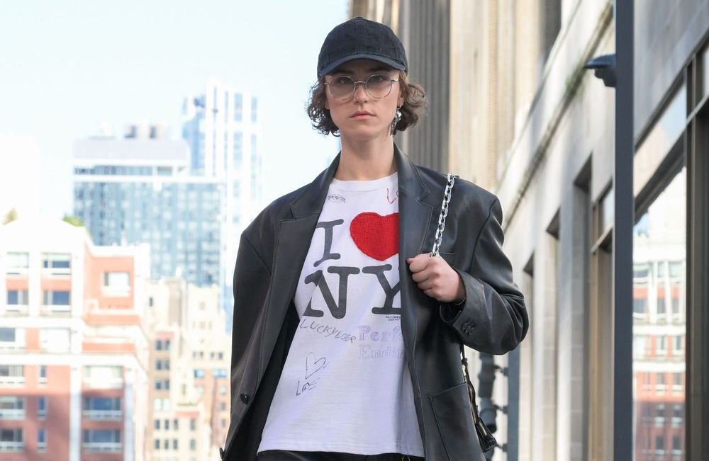 Ella Emhoff, belle-fille de Kamala Harris a défilé à la Fashion Week de New York