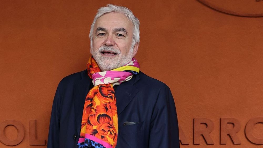 Pascal Praud recadré en direct sur CNews par sa propre mère, elle enrage : "Je n'aime pas ton…"