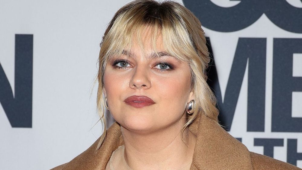 Louane revient sur ce trouble qui l'a isolé enfant : "Incapable de me tenir"
