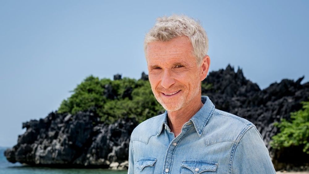 Denis Brogniart : l’animateur a subi une opération très délicate