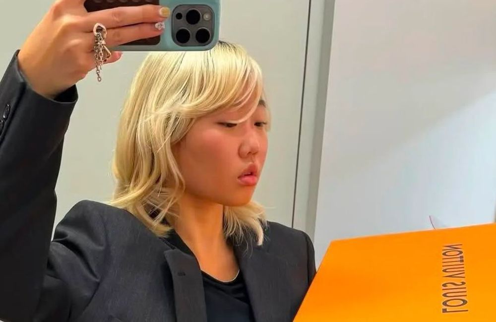Showrooms, backstage, Fashion Week… et soudain, les stagiaires mode sont devenues les nouvelles stars des réseaux