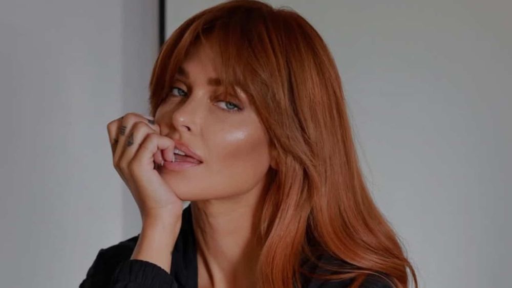 "Tous les 3 mois..." : Caroline Receveur en rémission, elle se confie sur son lourd traitement après le cancer !
