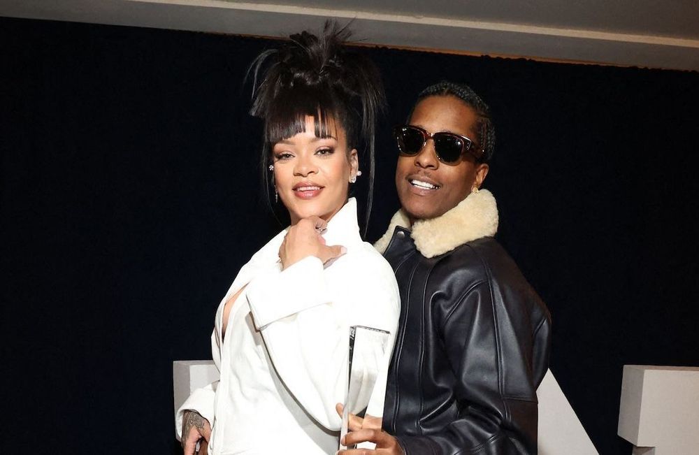 Procès d'A$AP Rocky : le rappeur saute dans les bras de Rihanna après avoir été relaxé