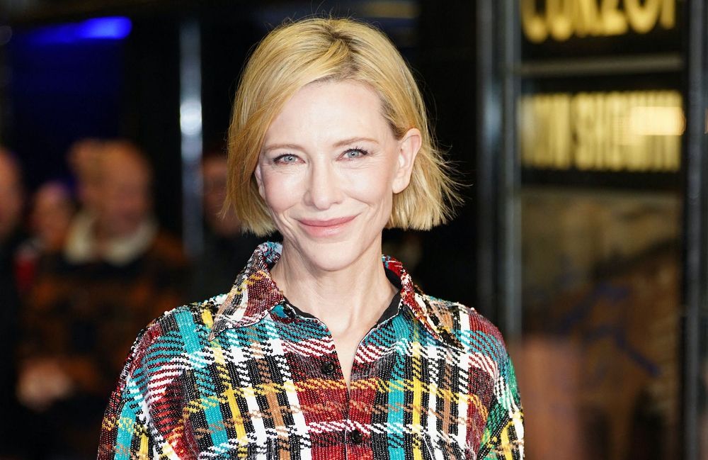 Cate Blanchett succombe au pyjama à paillettes sur le tapis rouge