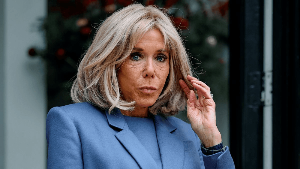 Brigitte Macron transgenre à 78 ans, ce “changement sexe sur sa fiche d’imposition” le confirme