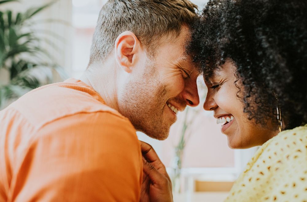 Qu’est-ce que l’alchimie amoureuse ? Voici neuf ingrédients clés selon la science