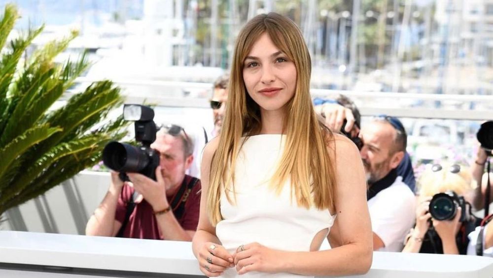 Marie Colomb : l'actrice qui incarne Loana dans la série Culte a peur de l'avoir déçue