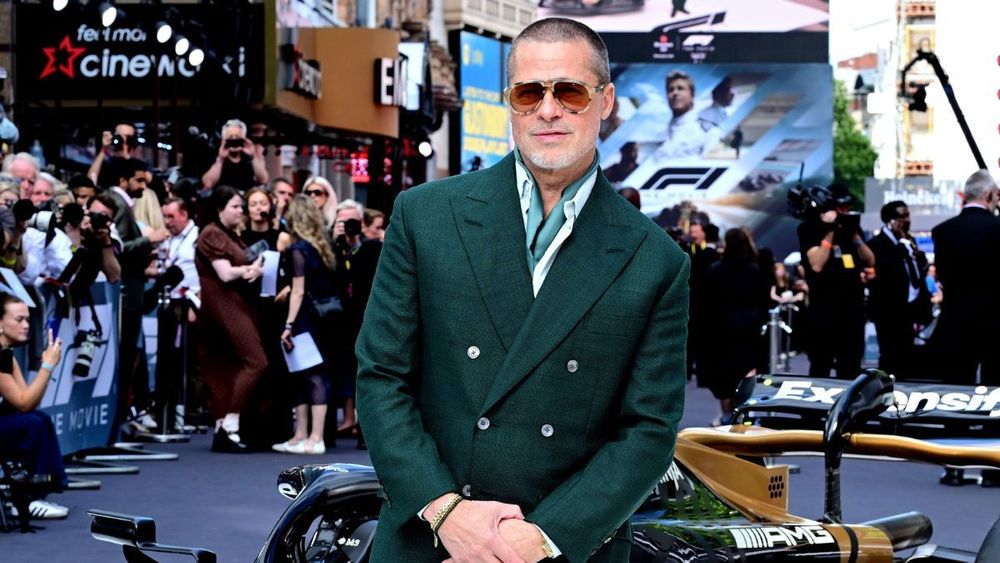 "Je suis tombée de ma chaise" : la victime du faux Brad Pitt dévoile les dessous de l'escroquerie dont elle a été victime
