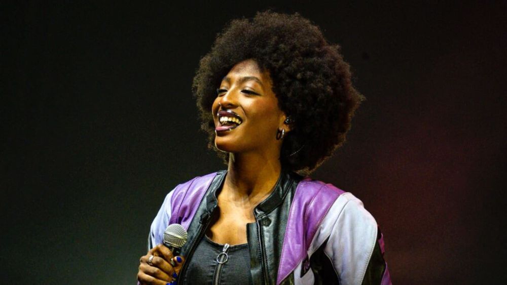 "Je suis tellement désolée" : Ebony obligée de quitter la tournée Star Academy, ses explications