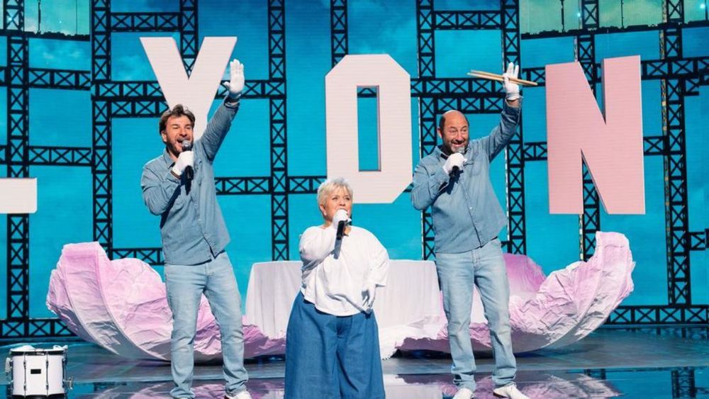 Mimie Mathy balance : amours cachés, tensions... Les coulisses explosives des Enfoirés