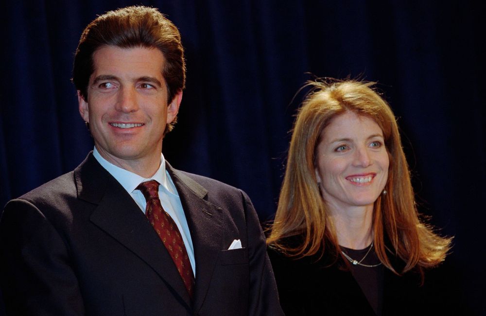 Caroline Kennedy : une vie teintée de drames, dans l’ombre de son frère John