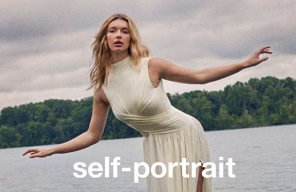 Apple Martin perpétue l’héritage mode de sa mère Gwyneth Paltrow pour Self-Portrait