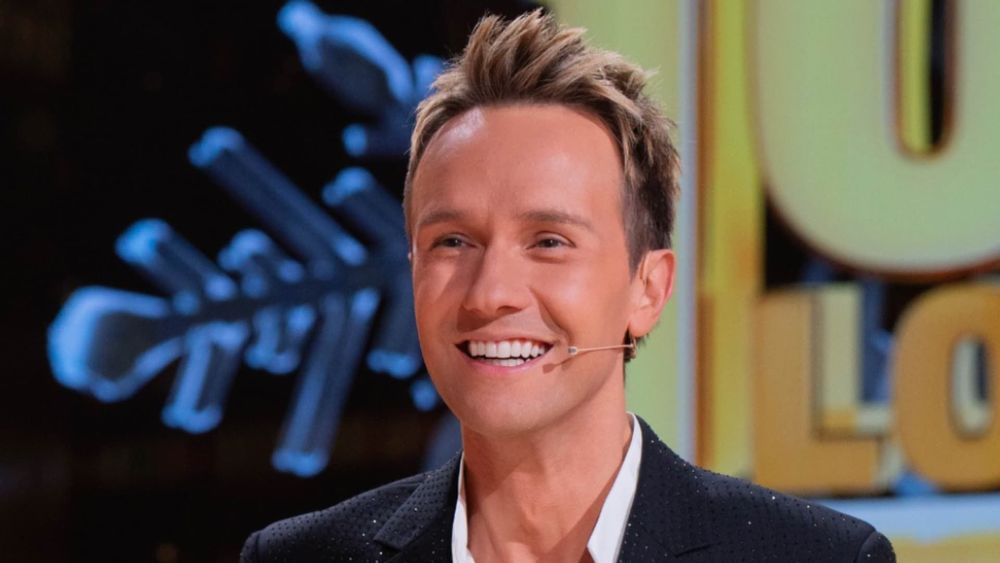 Cyril Féraud : adorable cliché avec son fils pour Noël, les internautes sous le charme !