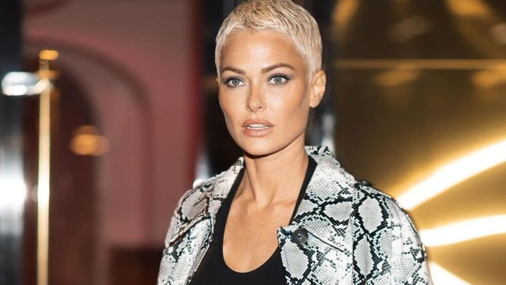 Caroline Receveur : « maman, je n’ai pas envie que tu meures », elle se confie sur son cancer du sein