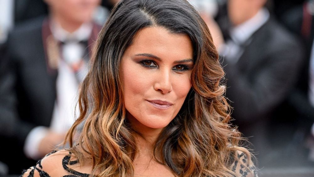 Karine Ferri (43 ans) très attirée par une femme : "Elle a un côté dominatrice"
