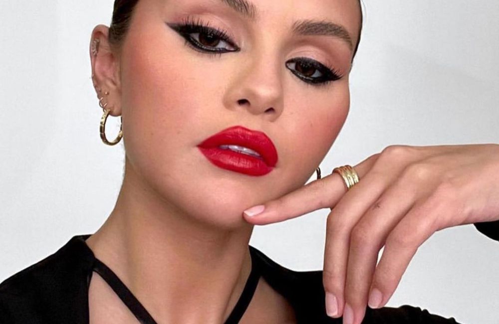Bubble Gum Disco : la nouvelle manucure de Selena Gomez s'annonce comme un must de l'été