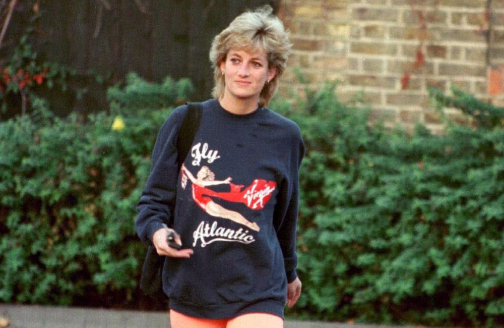 Porté par Lady Diana, ce sweatshirt iconique est réédité quarante-ans après sa sortie