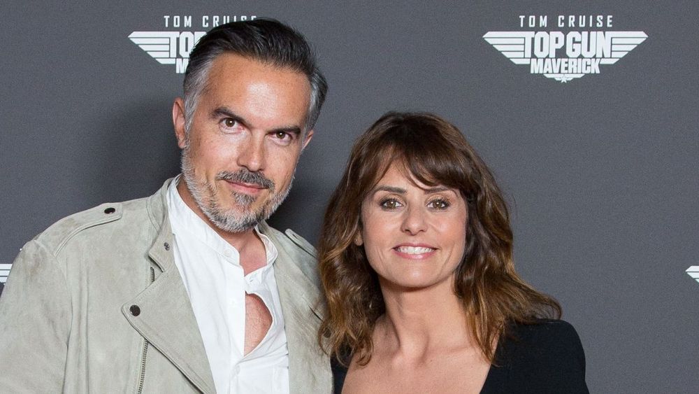 Quelques mois après son divorce avec Faustine Bollaert, Maxime Chattam officialise sa nouvelle histoire d’amour