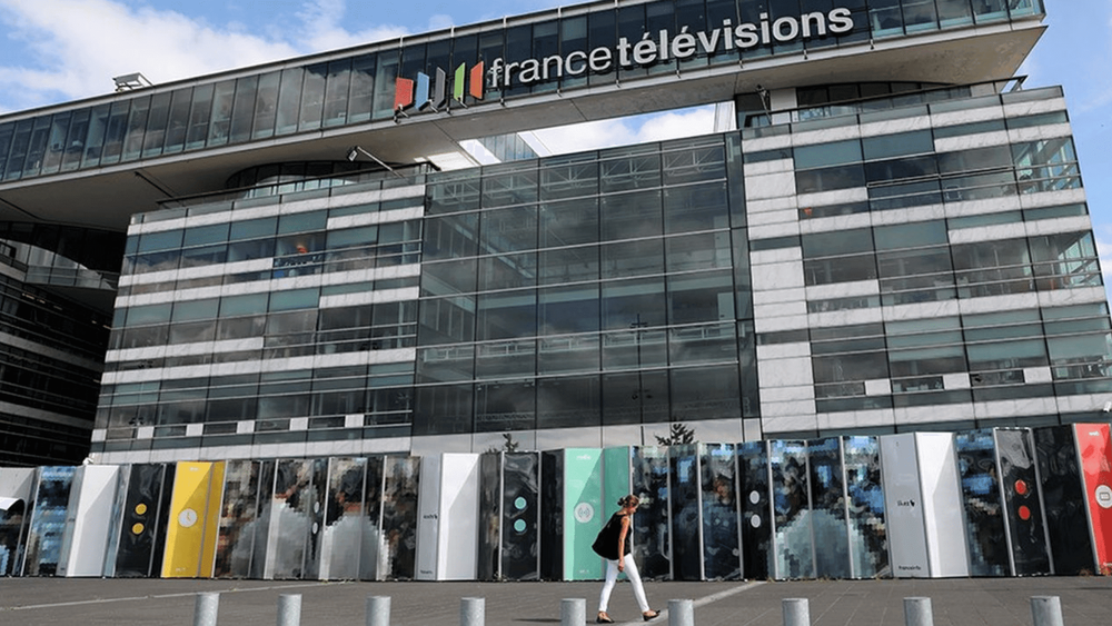 France Télévisions interrompt ses programmes pendant 2 heures après une alerte à la bombe