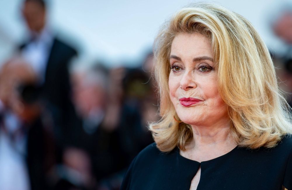 Catherine Deneuve : 55 ans après « Peau d’Âne », l'actrice au casting d'une comédie musicale