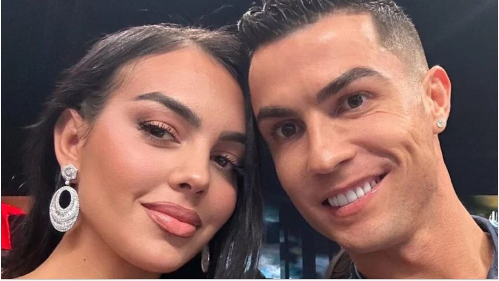 "Je vous suis reconnaissant…" : Cristiano Ronaldo fait une touchante déclaration aux femmes de sa vie