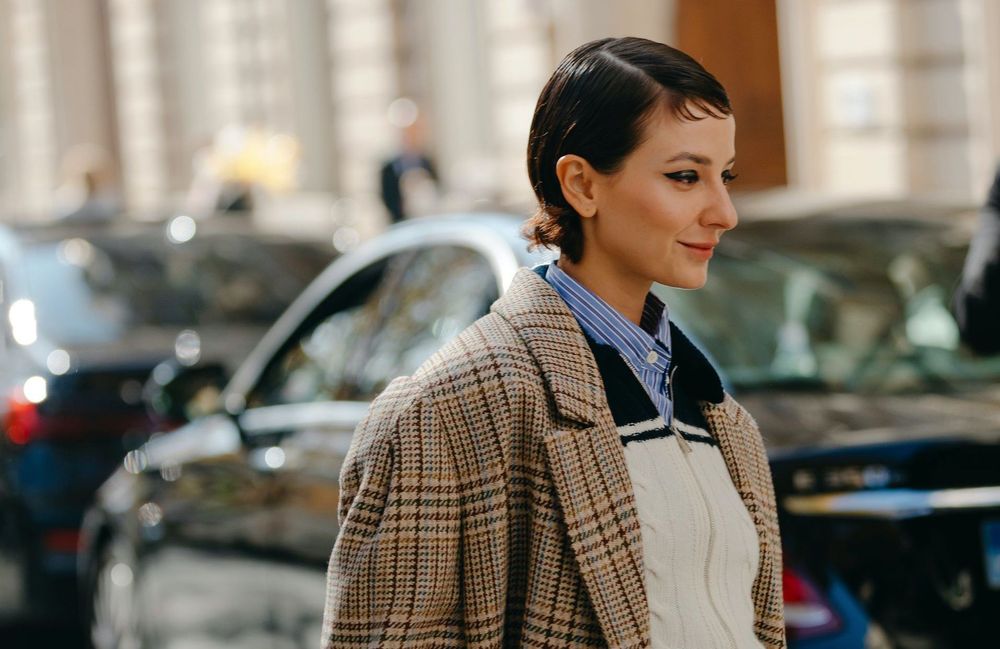 Le tartan : 4 façons de l’adopter avec élégance cet automne-hiver