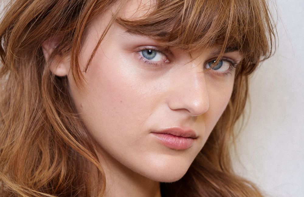 « Café-Core makeup » : le maquillage aux couleurs chaudes et gourmandes qui va illuminer l’automne-hiver