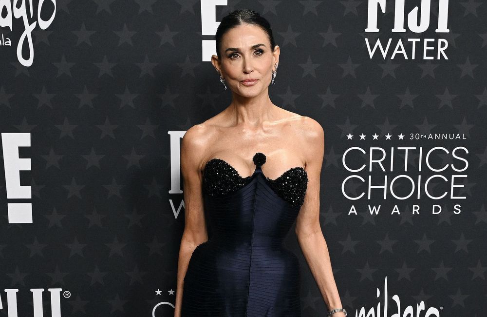 Sur le tapis rouge, Demi Moore pousse à l'extrême l’art du "method dressing"