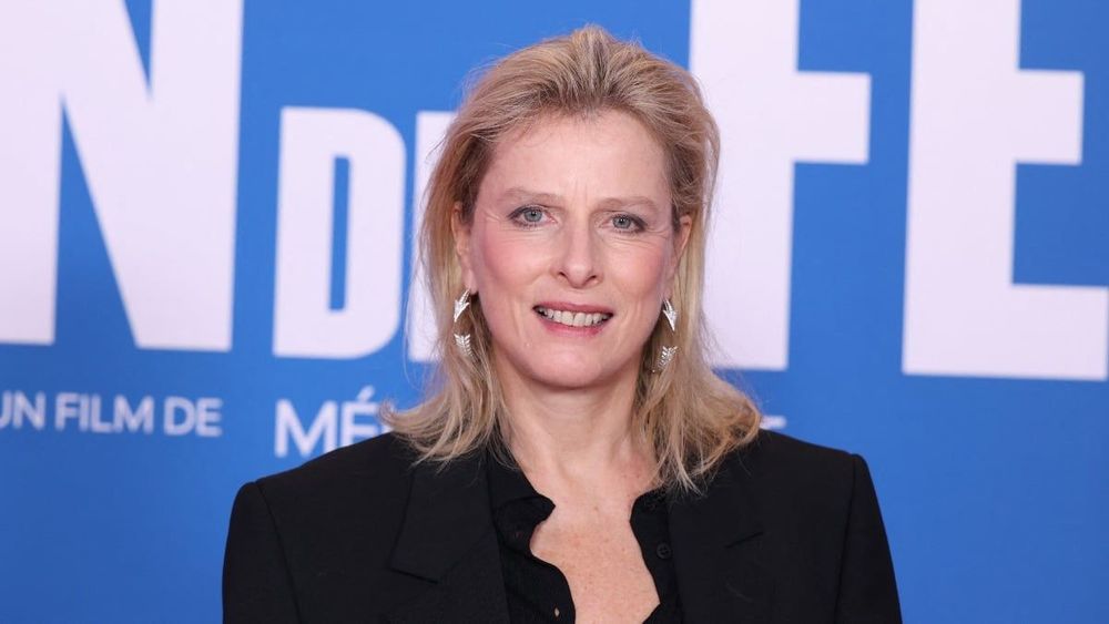 Karin Viard (60 ans), fessée en plein festival : "Je n’ai pas pu résister…"