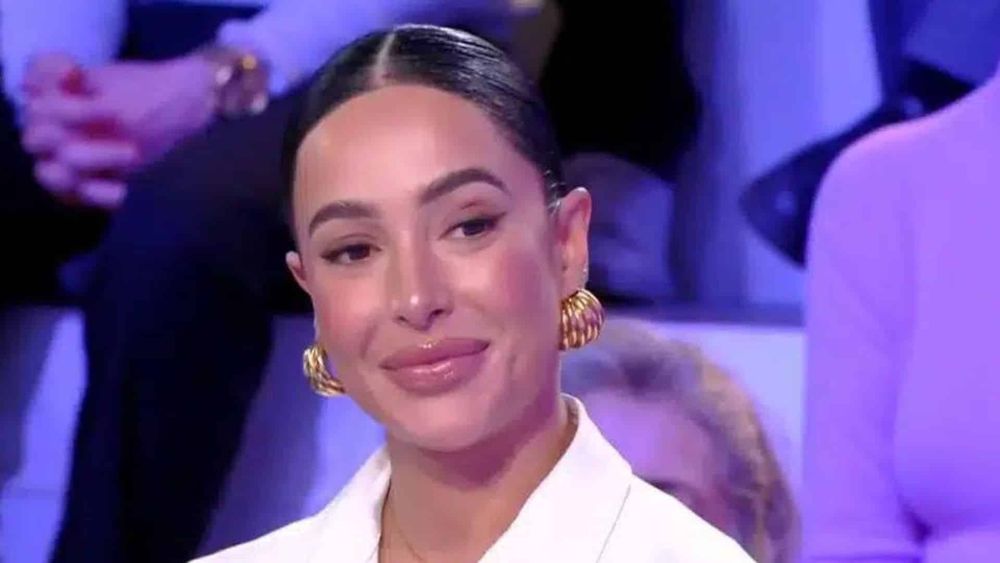 "Après Maeva, c'est elle" : Léa Mary voilée pour souhaiter un bon Ramadan, les internautes furieux après cette vidéo !