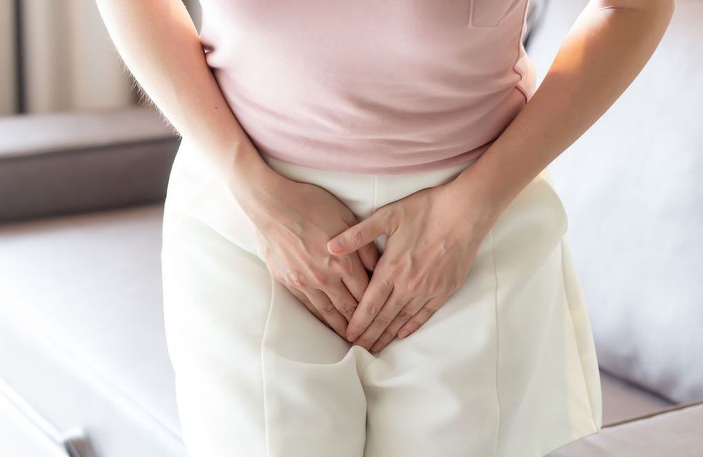 Douleurs vaginales, cystites, vulve irritée : qu’est-ce que le syndrome génito-urinaire de la ménopause ?
