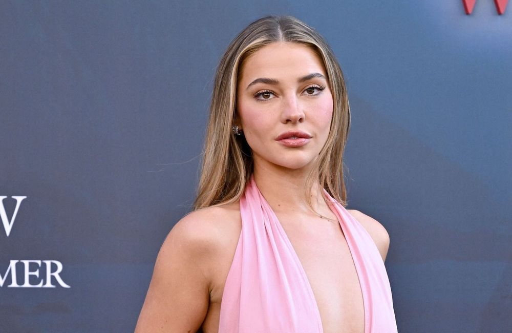 L’actrice Madelyn Cline aperçue au bras d’un prince à New York : une nouvelle romance royale ?