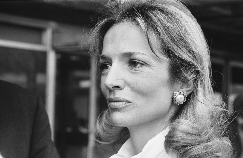 Qui est Lee Radziwill, muse iconique et inattendue du 1er défilé de Jonathan Anderson pour Dior ?
