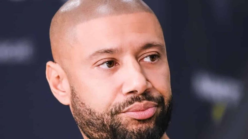 Secret Story : un célèbre candidat voit sa voiture prendre feu devant ses yeux, les images impressionnantes !